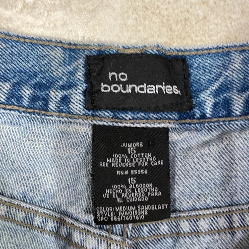 Vintage Y2K No Boundaries Low Rise Side Slit Flare Jeans 15 - Picture 2 of 9